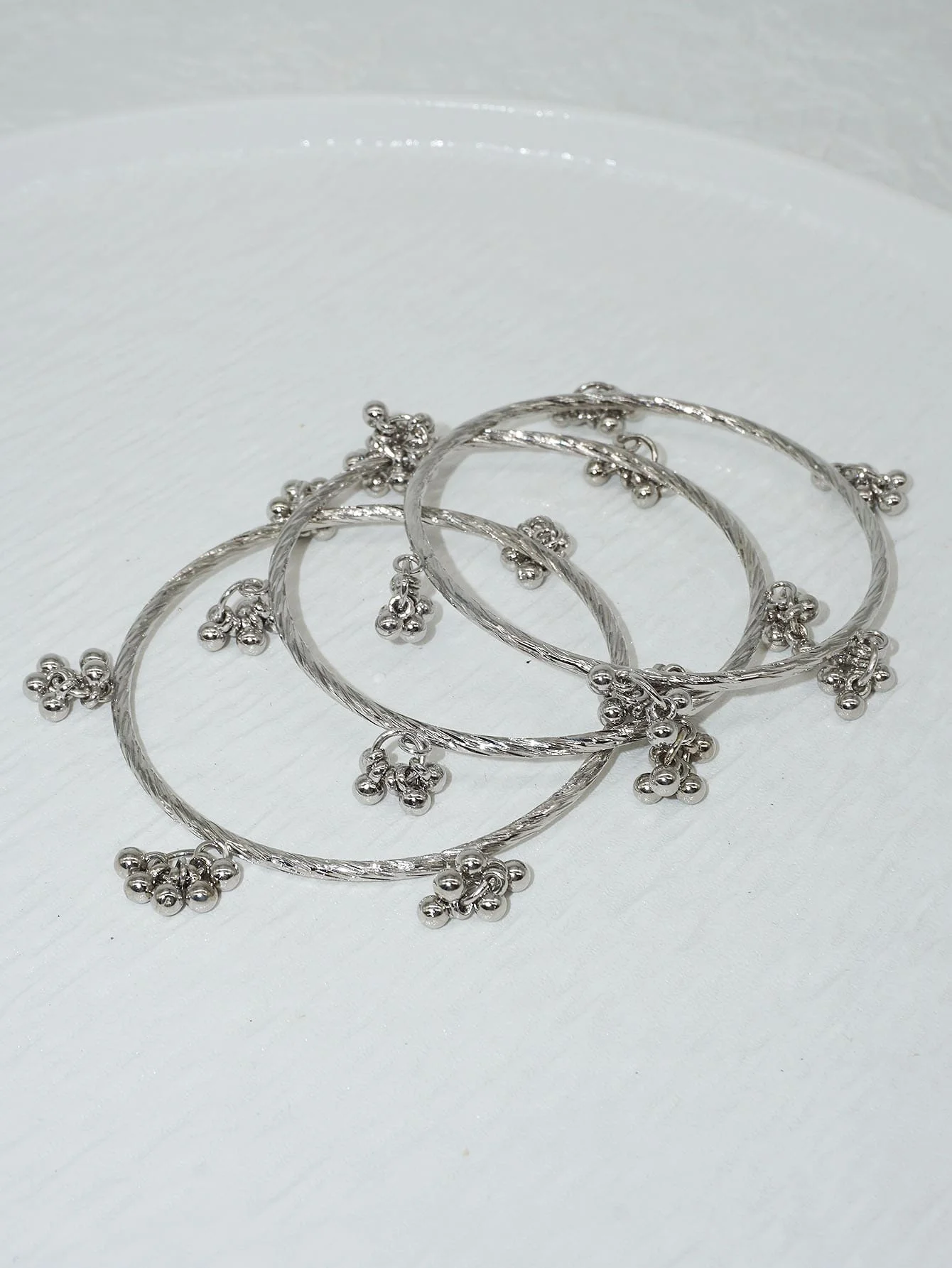 Women'S Fashion - European And American Style Fashionable Iron