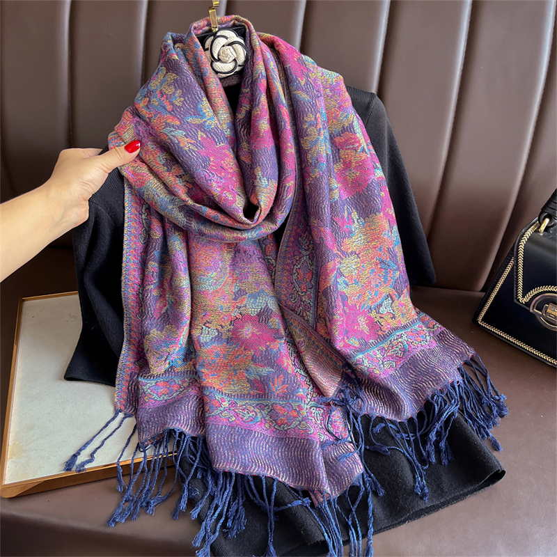 Luxury Embroidery Cashmere Win - Women'S Fashion Poncho 评论和价格
