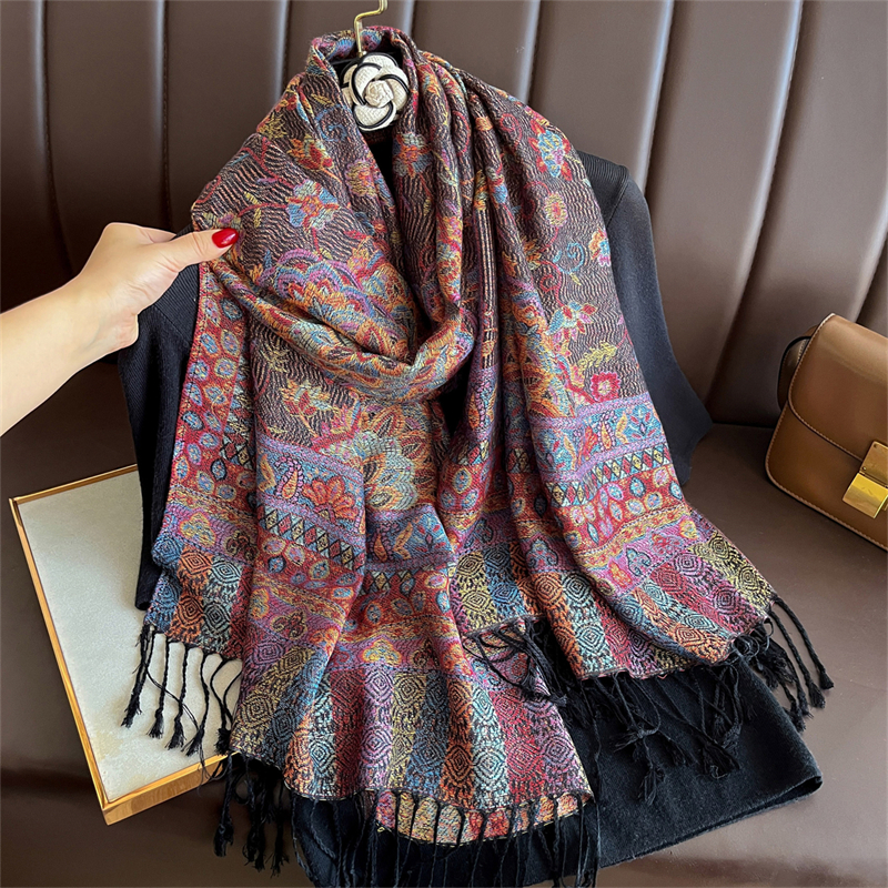 Luxury Embroidery Cashmere Win - Women'S Fashion Poncho 评论和价格