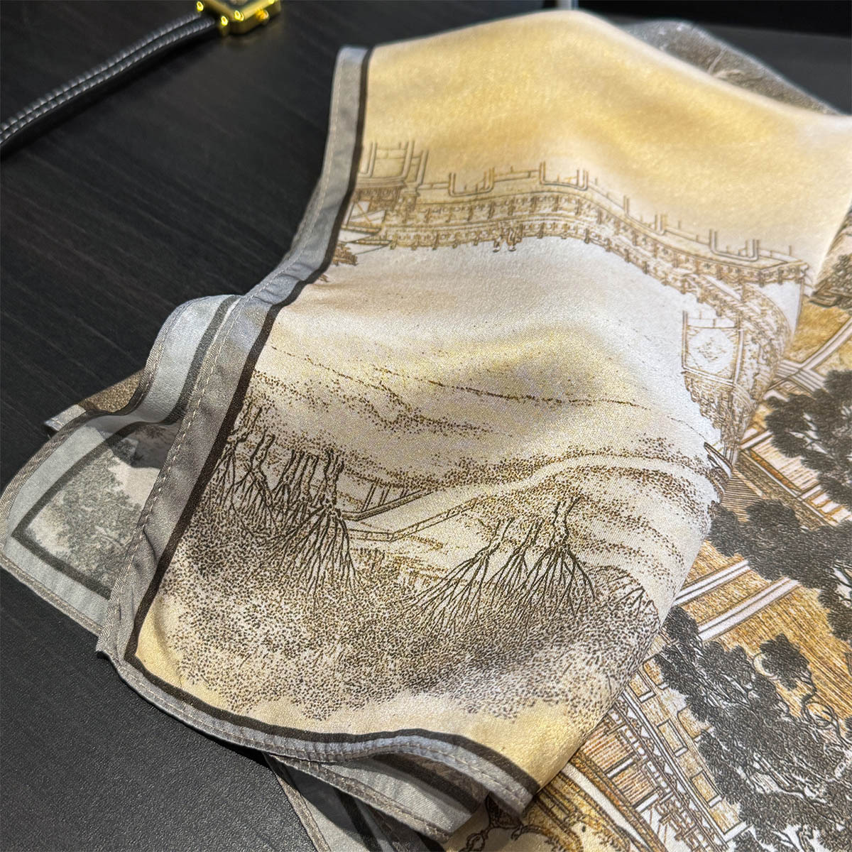 Brand 100% Natural Silk Scarf  - Women'S Fashion Poncho 评论和价格