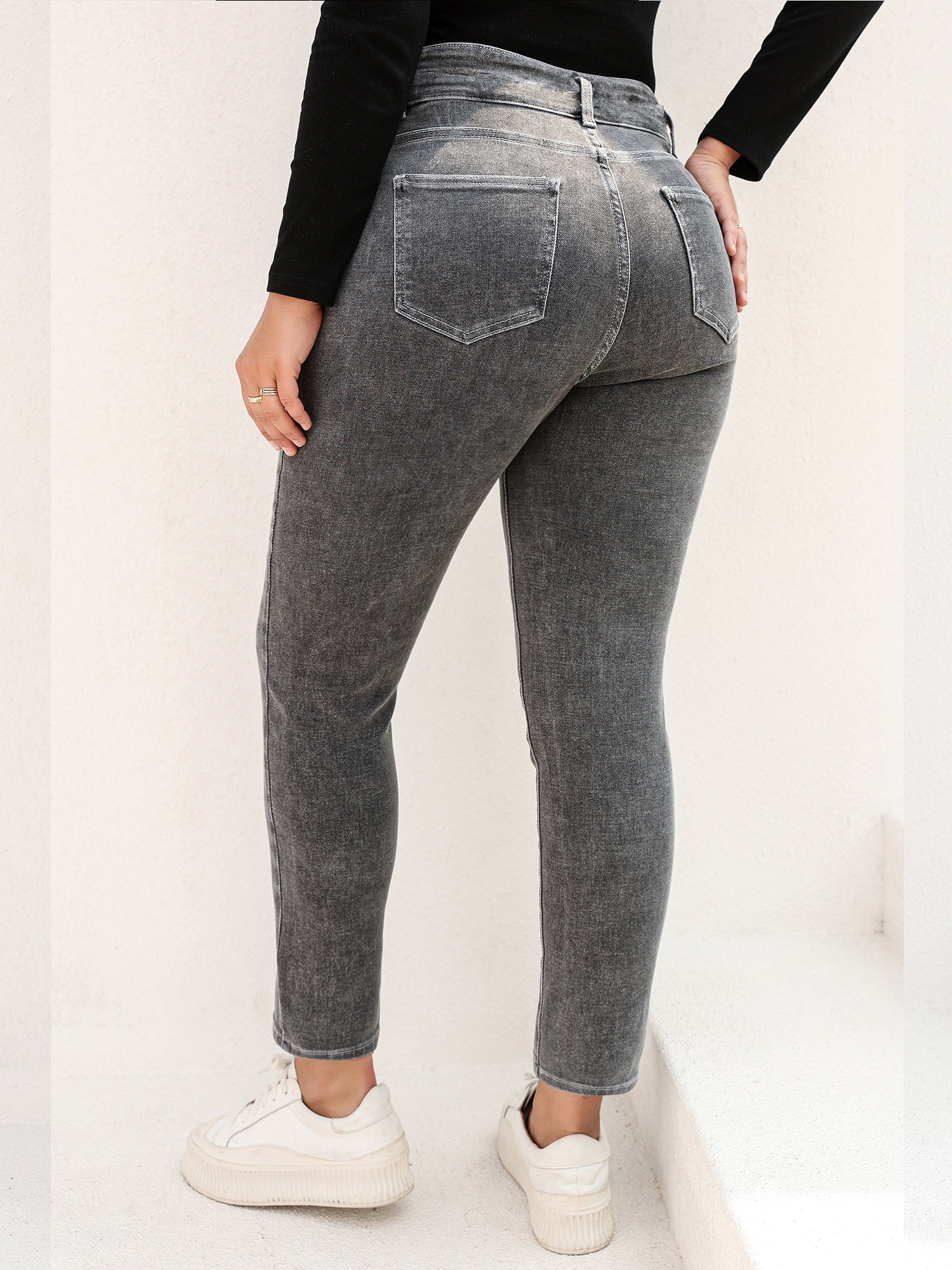 Plus Size Gray Jeans for Women - Mom Jeans Women 评论和价格