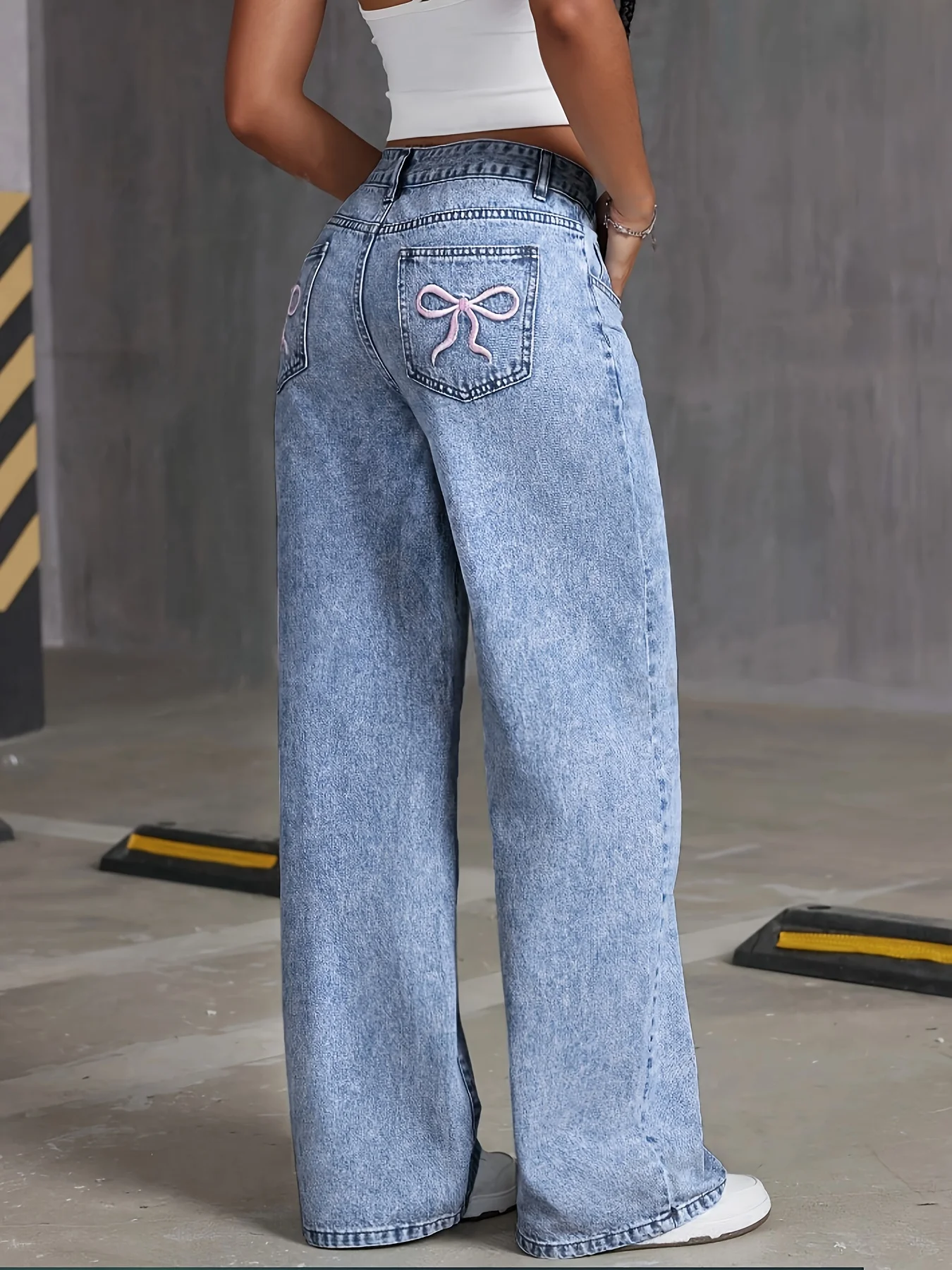 Women's Back Pocket Bow Embroi - Mom Jeans Women 评论和价格