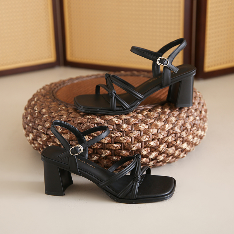 Silver Beautiful High Heels 20 - Women Fashion Trend 2025 评论和价格